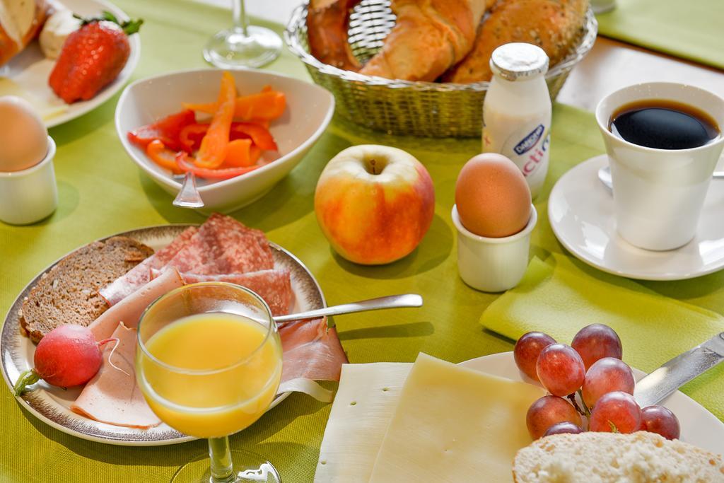 Hotel Am Brenner Tauberbischofsheim Ngoại thất bức ảnh