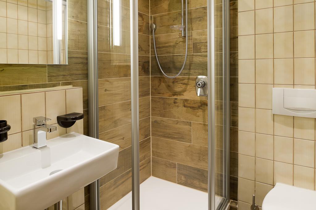Hotel Am Brenner Tauberbischofsheim Ngoại thất bức ảnh