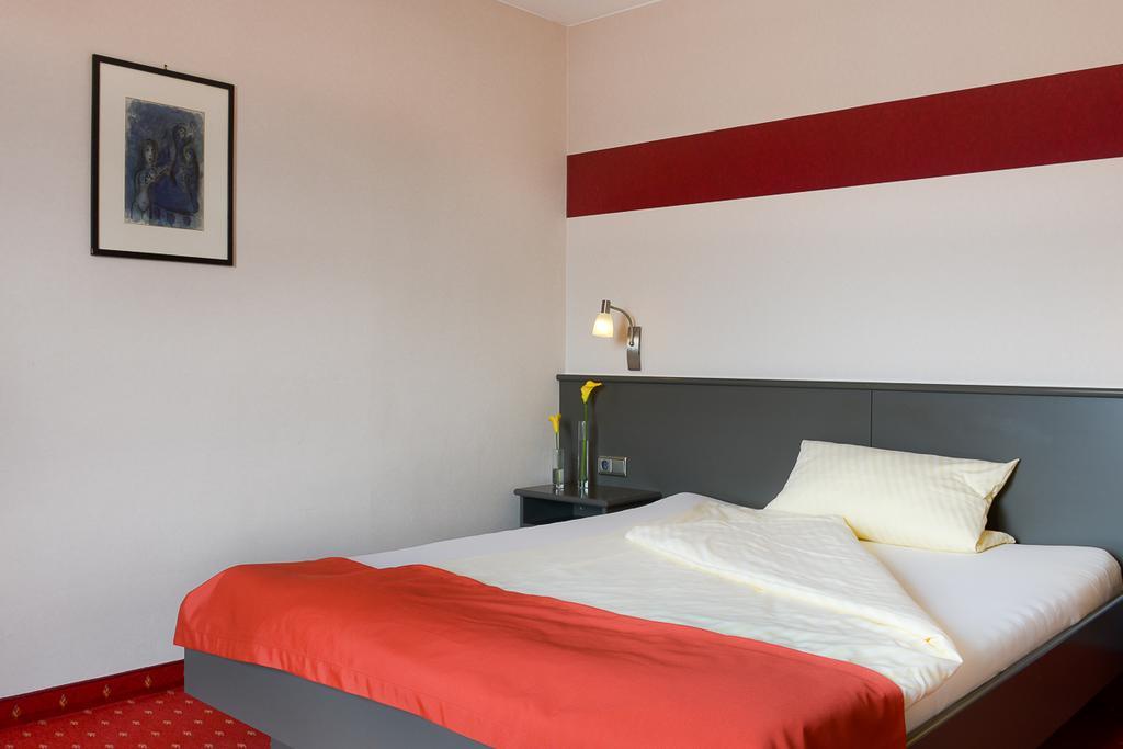 Hotel Am Brenner Tauberbischofsheim Ngoại thất bức ảnh